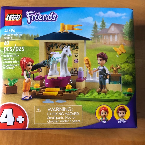 Lego Pony Washing Stable Set - Picture 1 of 2